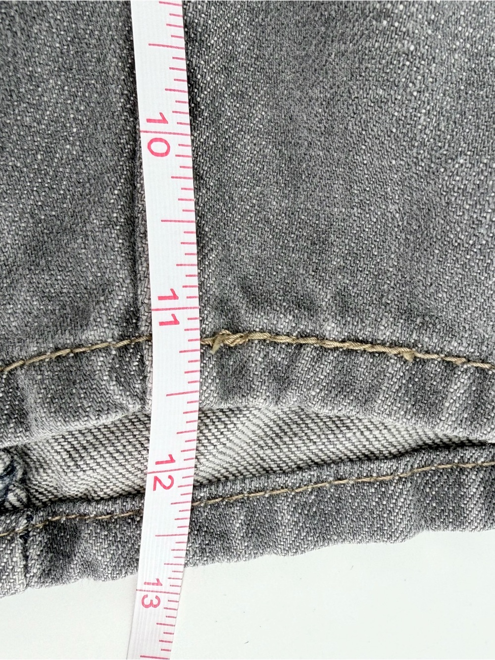 Levis Size 36 Gray 569 Loose Straight Denim Shorts Mens Baggy Skater Y2K Jorts - Picture 8 of 9